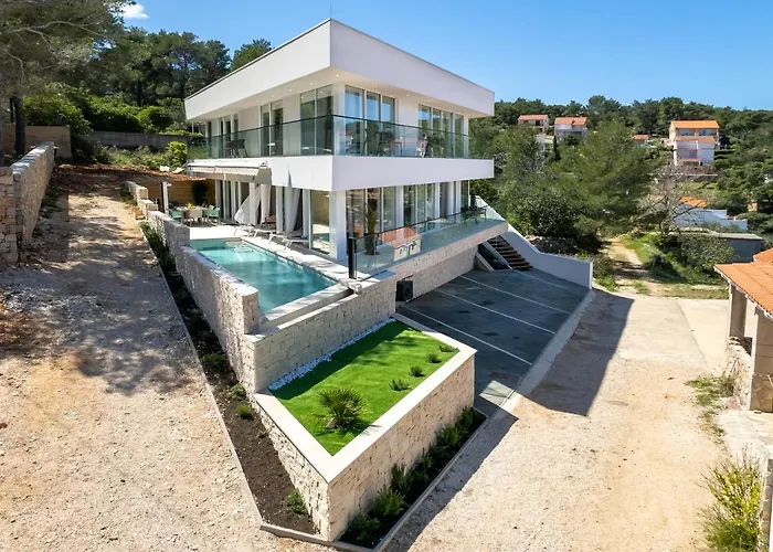 Estate Da Noi Villa *